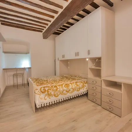 La Casetta Di Concetta - Goelba Apartment *